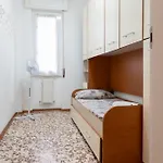Roma 8 Centralissimo דירה