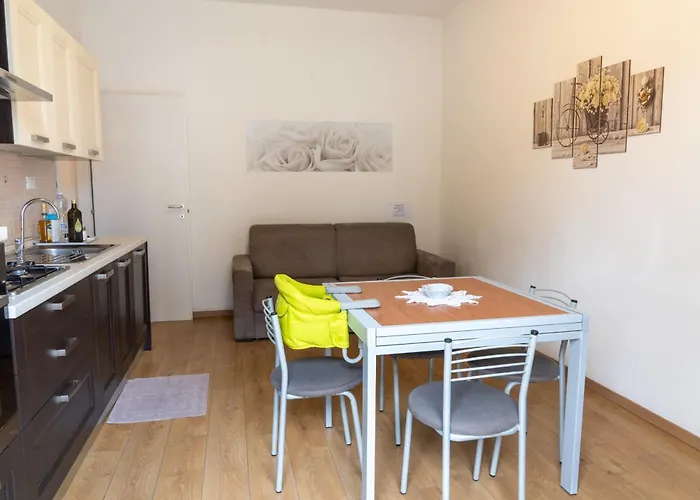 アパート Roma 8 Centralissimo Marina dʼAndora