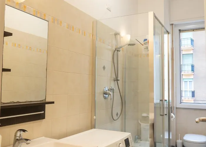 Roma 8 Centralissimo アパート Marina dʼAndora